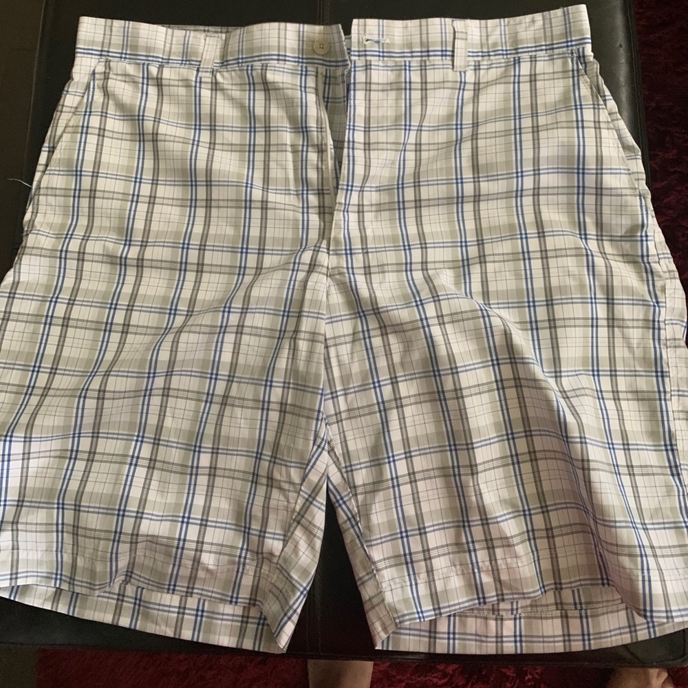 Golf shorts